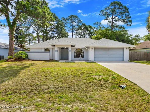 221 Seahorse Cir SE, Palm Bay, FL 32909