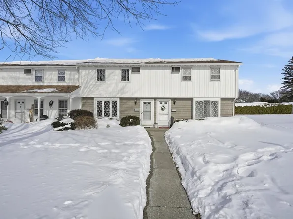 119 Blisswood Village Dr #119, Ludlow, MA 01056