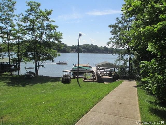 1st image of 116 Grayrock Dr #3