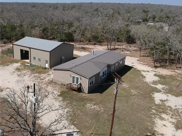 100 Patriots Pl, Somerville, TX 77879