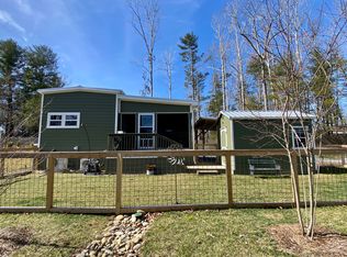 108 Meandering Ln, Flat Rock, NC 28731