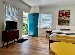 1437 10th St APT D, Santa Monica, CA 90401