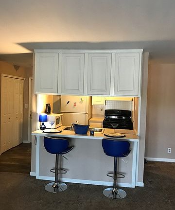 3rd image of 1850 Tall Oaks Dr Unit 1207
