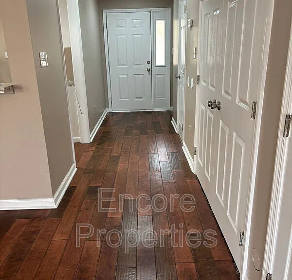 2588 Gotts Ln — Photo 10