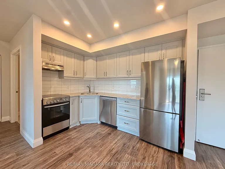 5698 Main St #405 — Photo 1