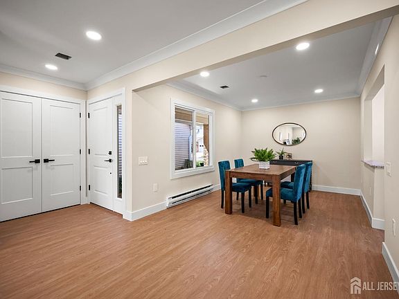 5th image of 701 Croydon Rd #A
