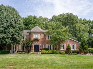 1526 Beech Grove Dr, Cincinnati, OH
