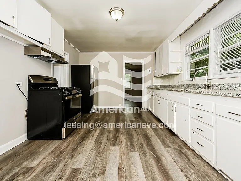 1511875_007_wm_-_kitchen_12911935.jpg