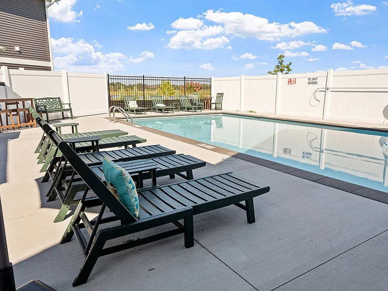 The Enclave at Lexington Waters — Photo 37