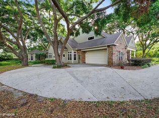 2222 Whaler Way, Windermere, FL 34786