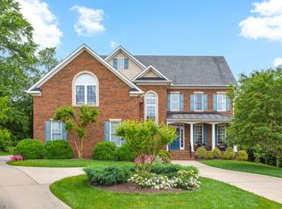 6001 Carrington Green Pl, Glen Allen, VA 23060