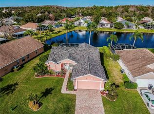 375 Fountainview Cir, Oldsmar, FL 34677