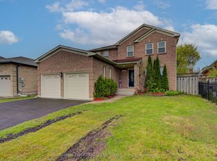 35 Attwood Dr, Cambridge, ON N1T 1L4