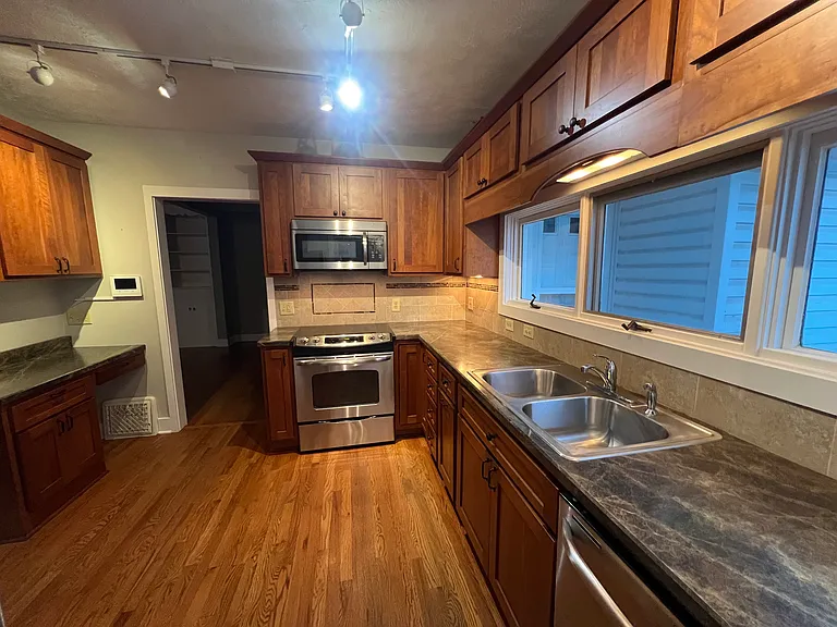 335 Huntington Ave — Photo 10