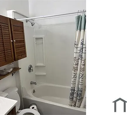 130 Hermitage Ct #1 — Photo 6