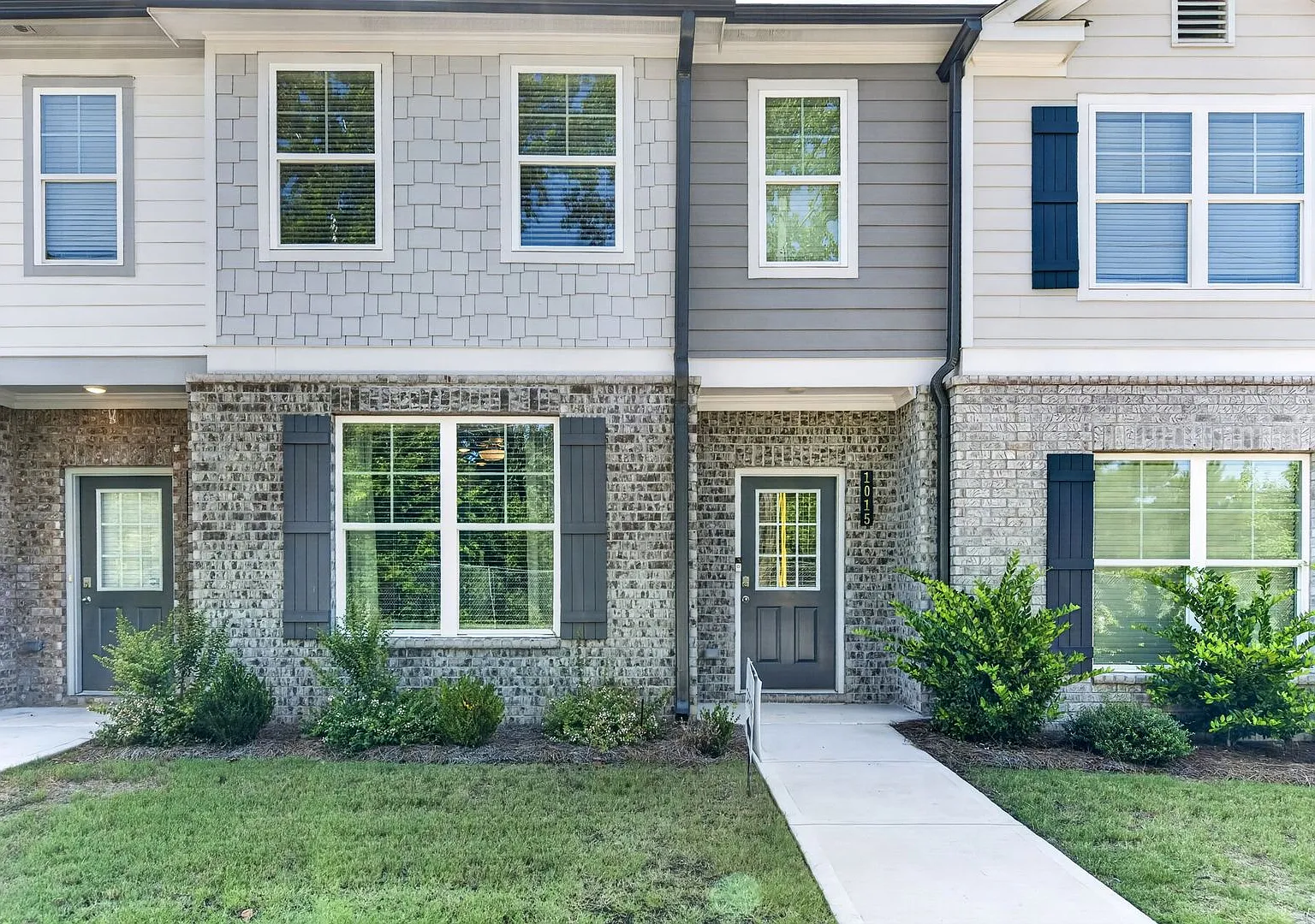 3 Bedroom Townhome in Atlanta! — Photo 1