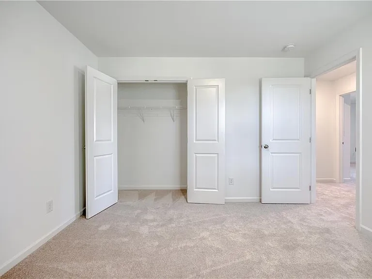 49 Kestrel Dr — Photo 28