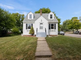 35 Wyoming St W, Saint Paul, MN 55107