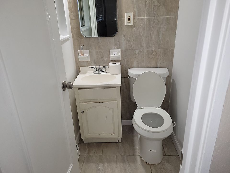 BATHROOM #2