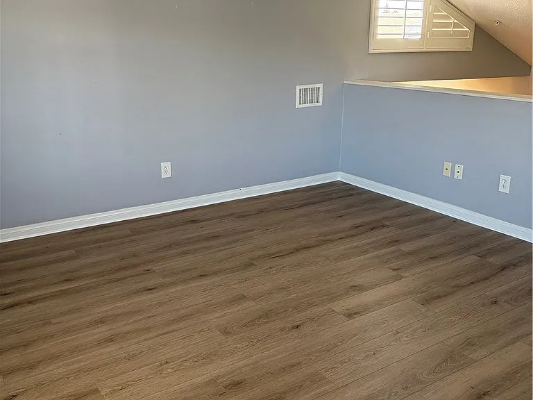 345 Avocado St — Photo 11