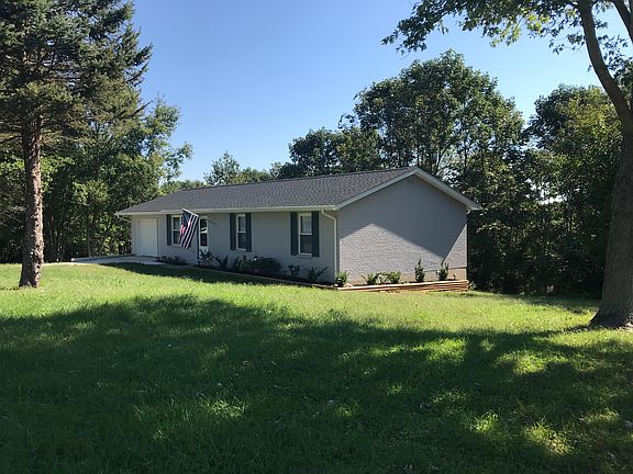 1 acre tree lined lot