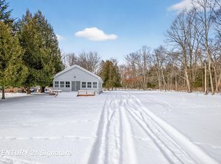 1647 N Huron Rd, Tawas City, MI 48763