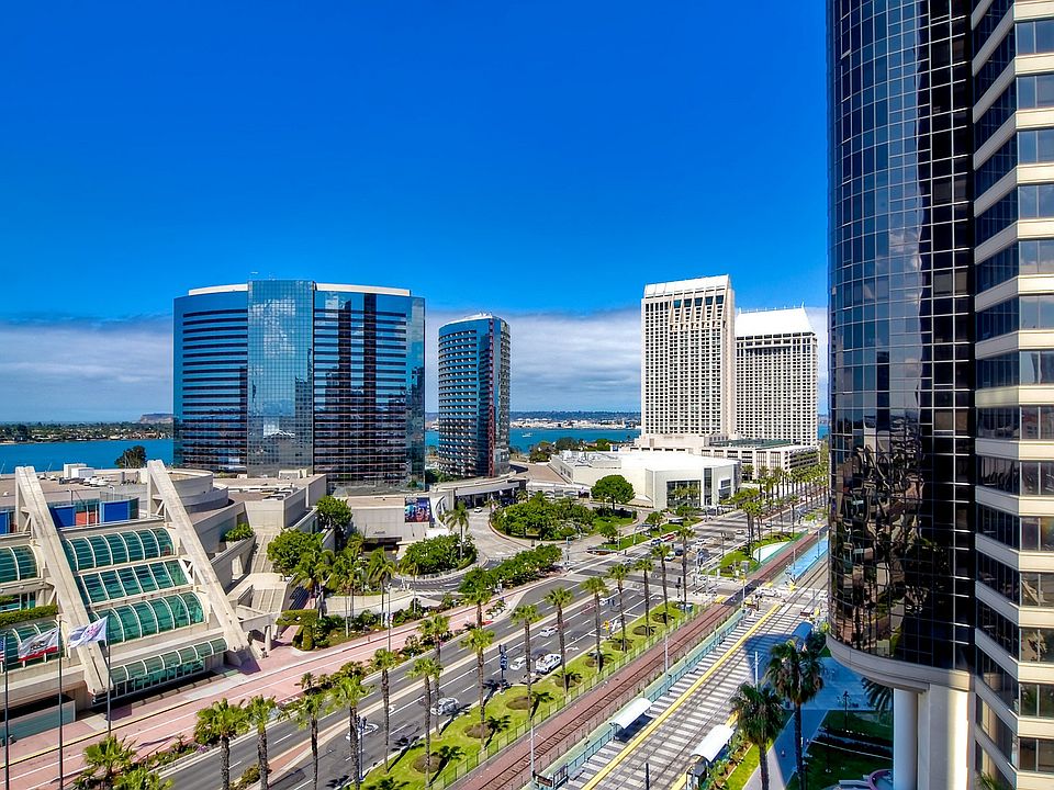 1st image of 200 Harbor Dr Unit 1403