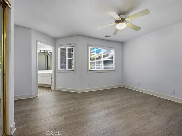26201 Sunnyglen Ave — Photo 17