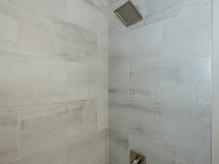 2182 Forest Ave — Photo 4