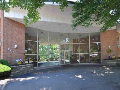 201 Hoffman Ave APT 20, Cranston, RI, 02920