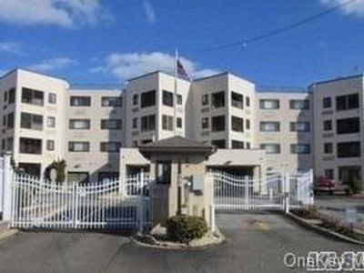 725 Miller Avenue #102, Freeport, NY, 11520
