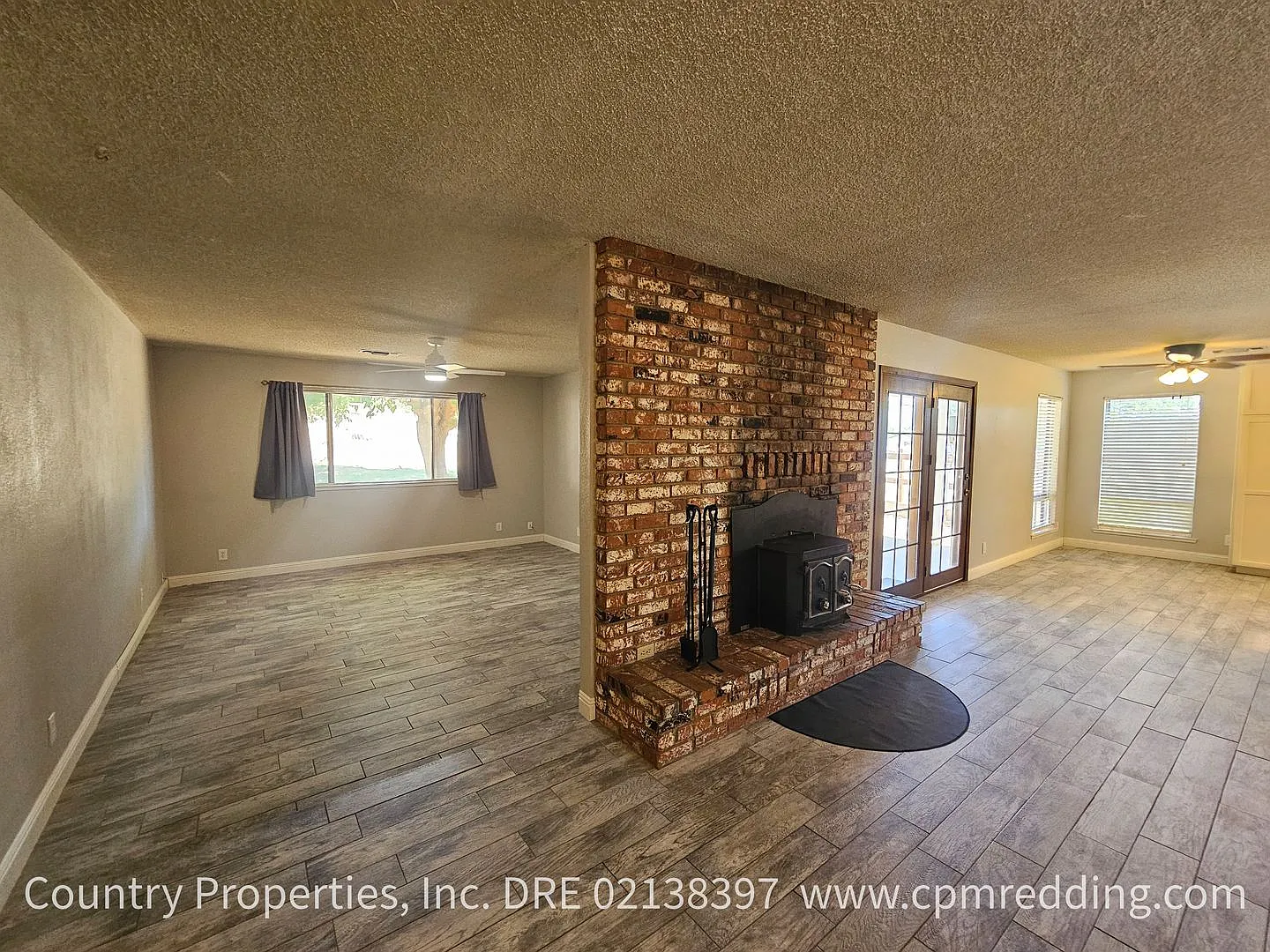 Updated Home on 1.84 Acres with Horse Possibility Available Now! — Photo 2