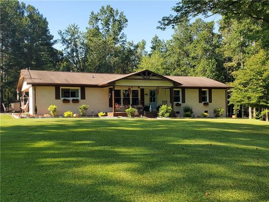 606 Keetor Rd, Talking Rock, GA 30175
