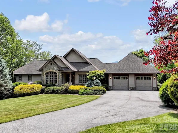 149 Cardinal Ln, Waynesville, NC 28786