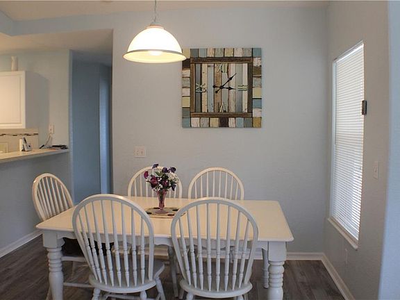 4th image of 2801 Adele St