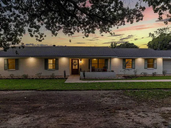 247 Debbie St, Kilgore, TX 75662
