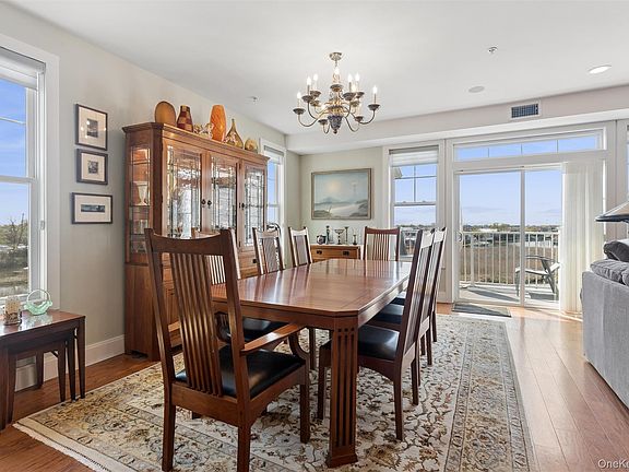 3rd image of 332 Marina Pointe Drive #332