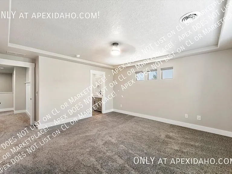 1828 W Divide Creek St — Photo 48