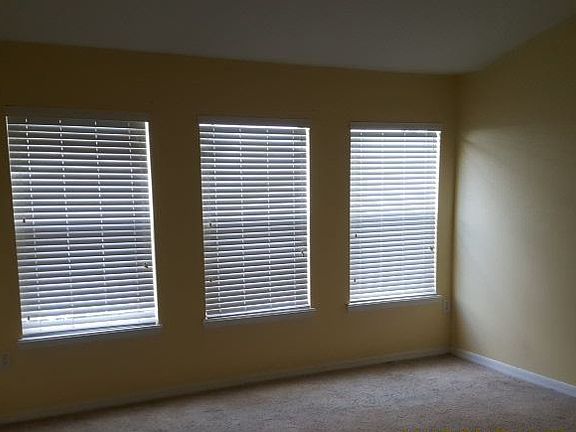 5th image of 1963 Estancia Cir