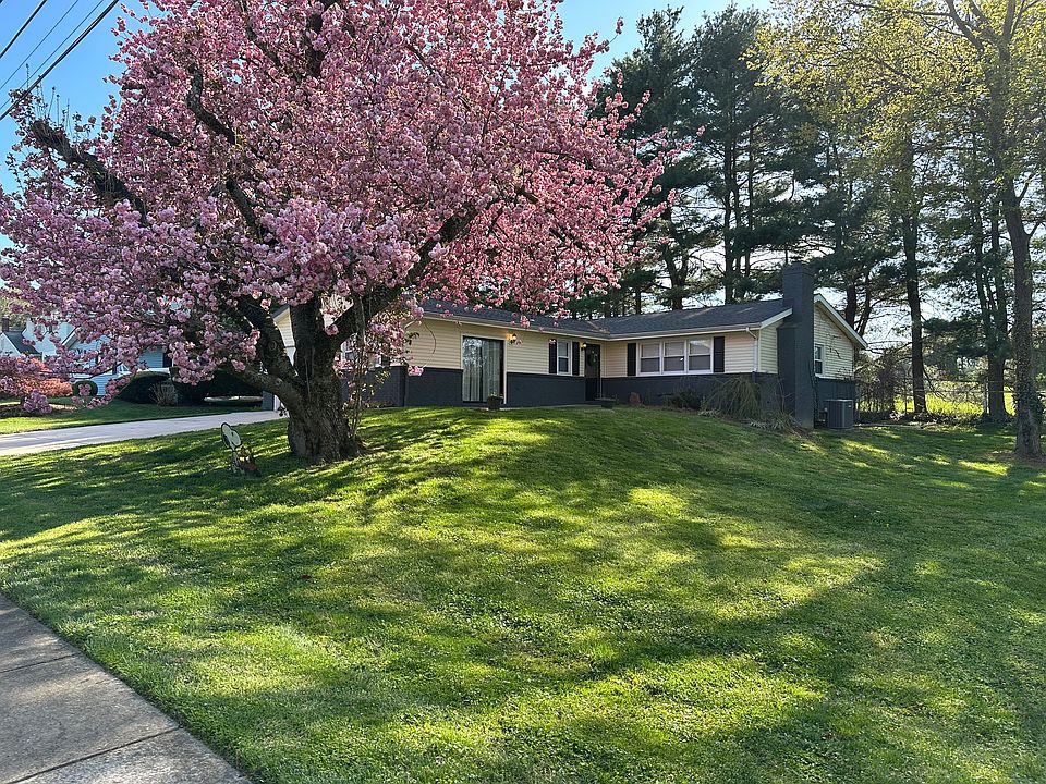 1st image of 2616 Whitman Dr