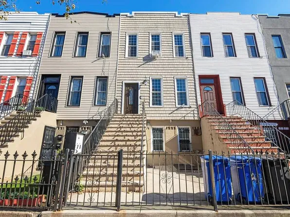 27 Roosevelt Pl, Brooklyn, NY 11233