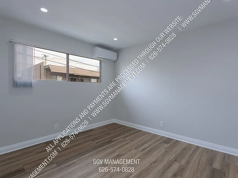 liv209 — Photo 11