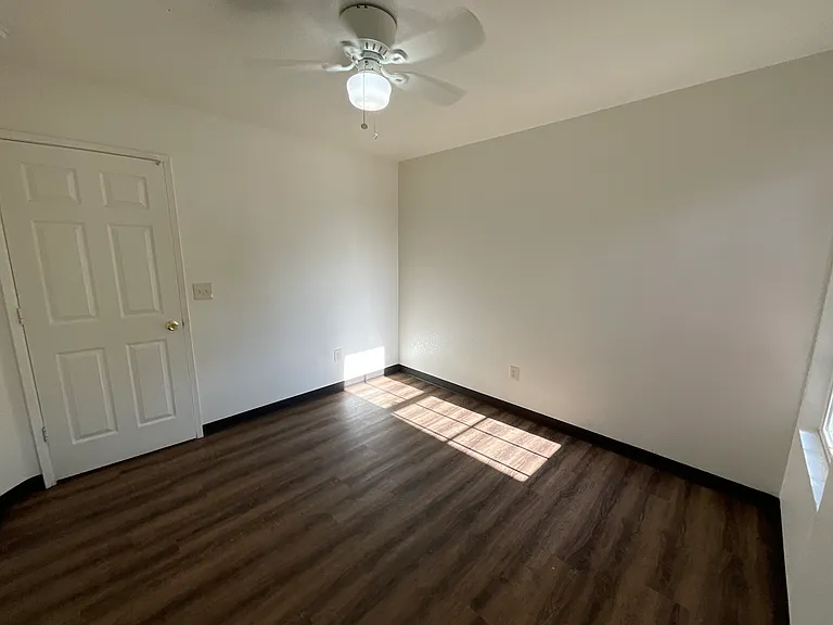 1388 Barcelona Way — Photo 12