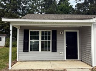 910 Martin Luther King Jr Dr #910, Smithfield, NC 27577