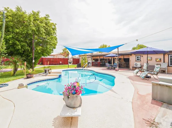 36120 E Antelope Dr, Wellton, AZ 85356