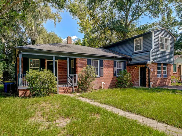 8045 Lexington Dr, Jacksonville, FL 32208