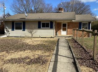 56 Fox Hill Rd, Mills River, NC 28759