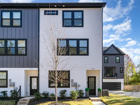 8735 Nolley Ct, Charlotte, NC 28270