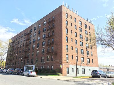 15272 Melbourne Ave, Flushing, NY, 11367