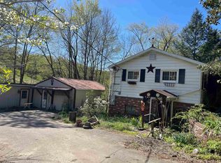 343 Bull Run Rd, Morgantown, WV 26508